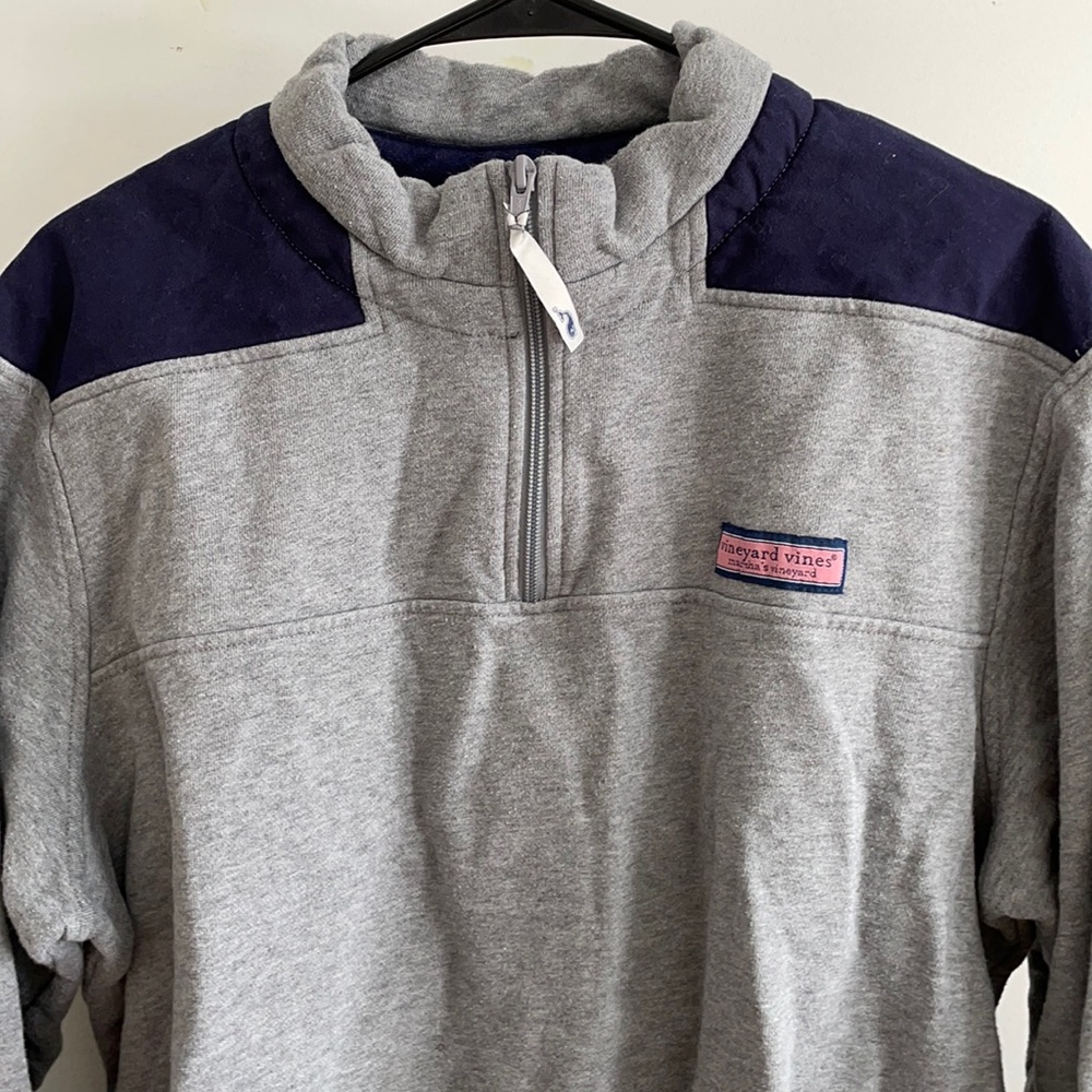 Vineyard vines size L